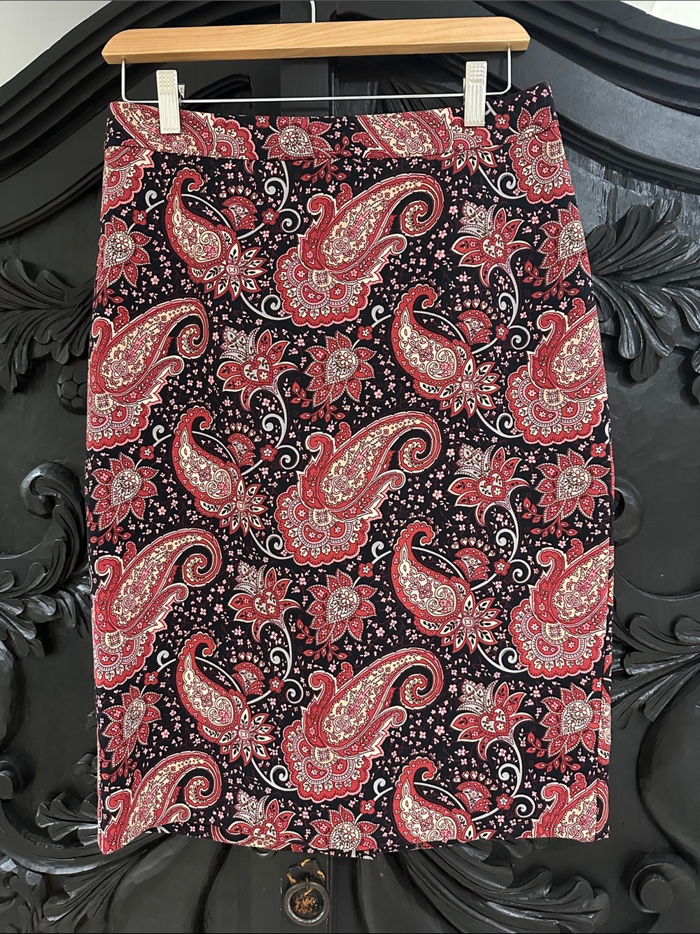 Talbots Black Pencil Skirt with Red/Salmon Paisley Print